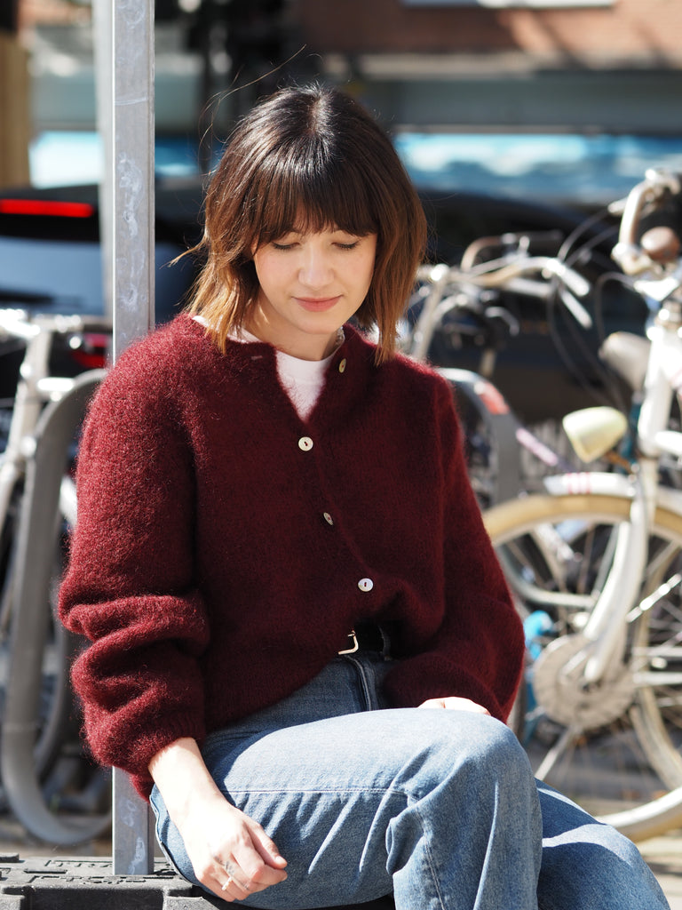 Mohair Strickjacke Bordeaux– Die Pampi - Main Image